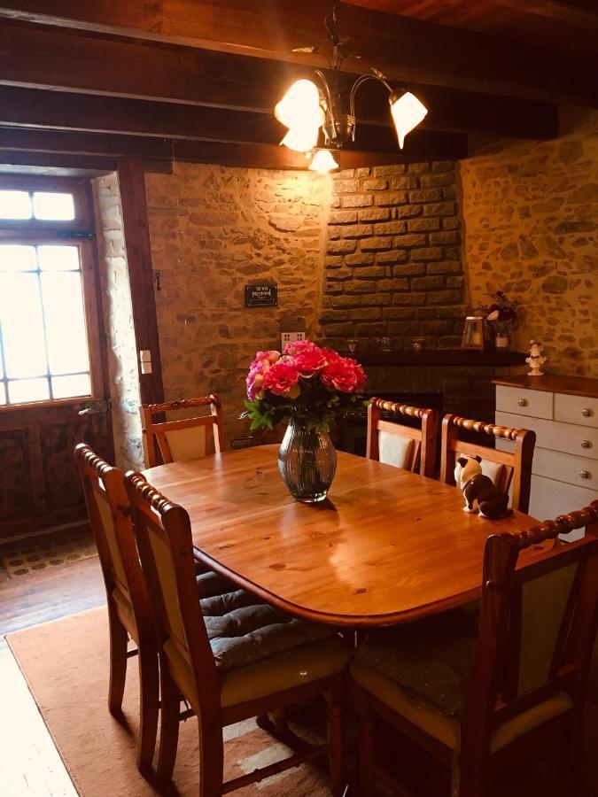 Maison Blanche De Hudson Cussac  Extérieur photo