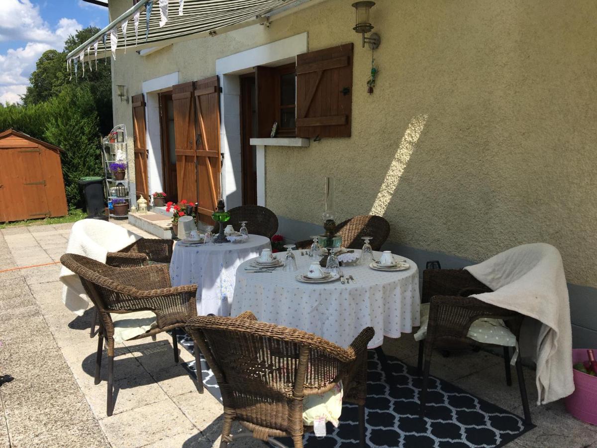 Maison Blanche De Hudson Cussac  Extérieur photo