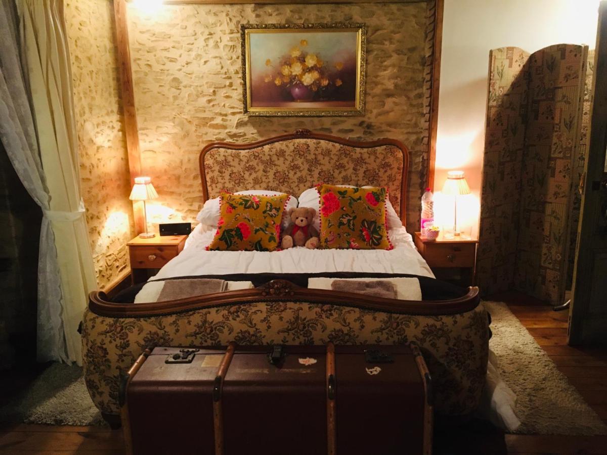 Maison Blanche De Hudson Cussac  Extérieur photo