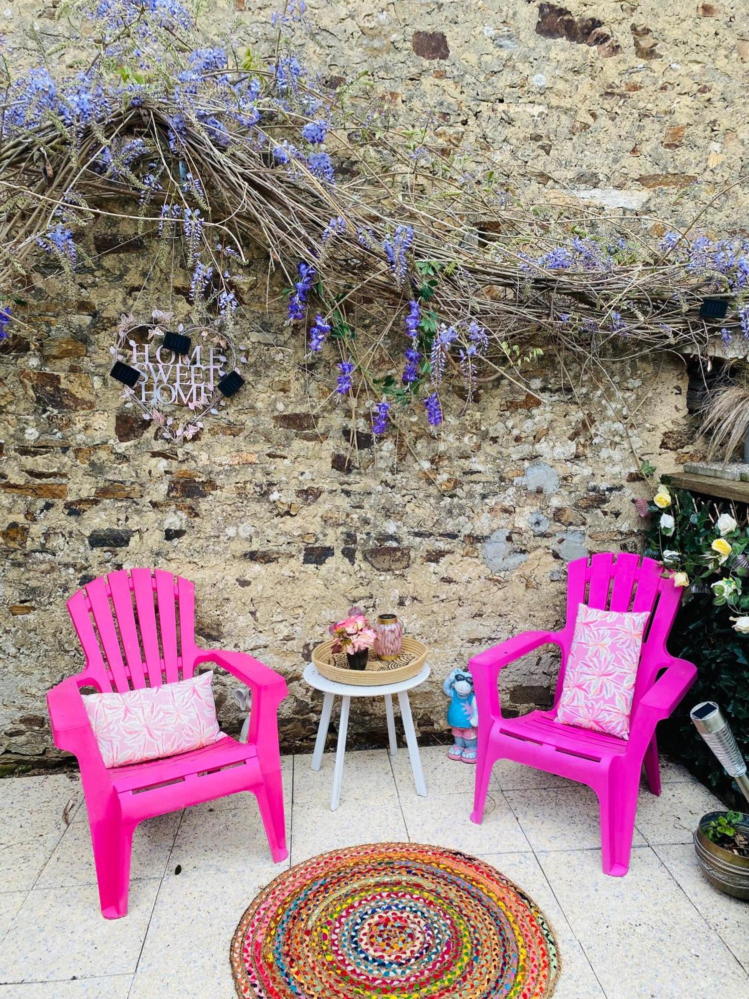 Maison Blanche De Hudson Cussac  Extérieur photo